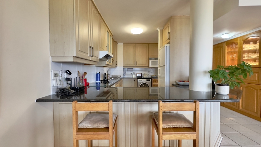 4 Bedroom Property for Sale in Greenways Golf Estate Western Cape